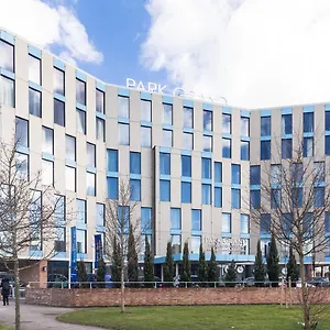 Hotel Park Grand Heathrow, Hounslow